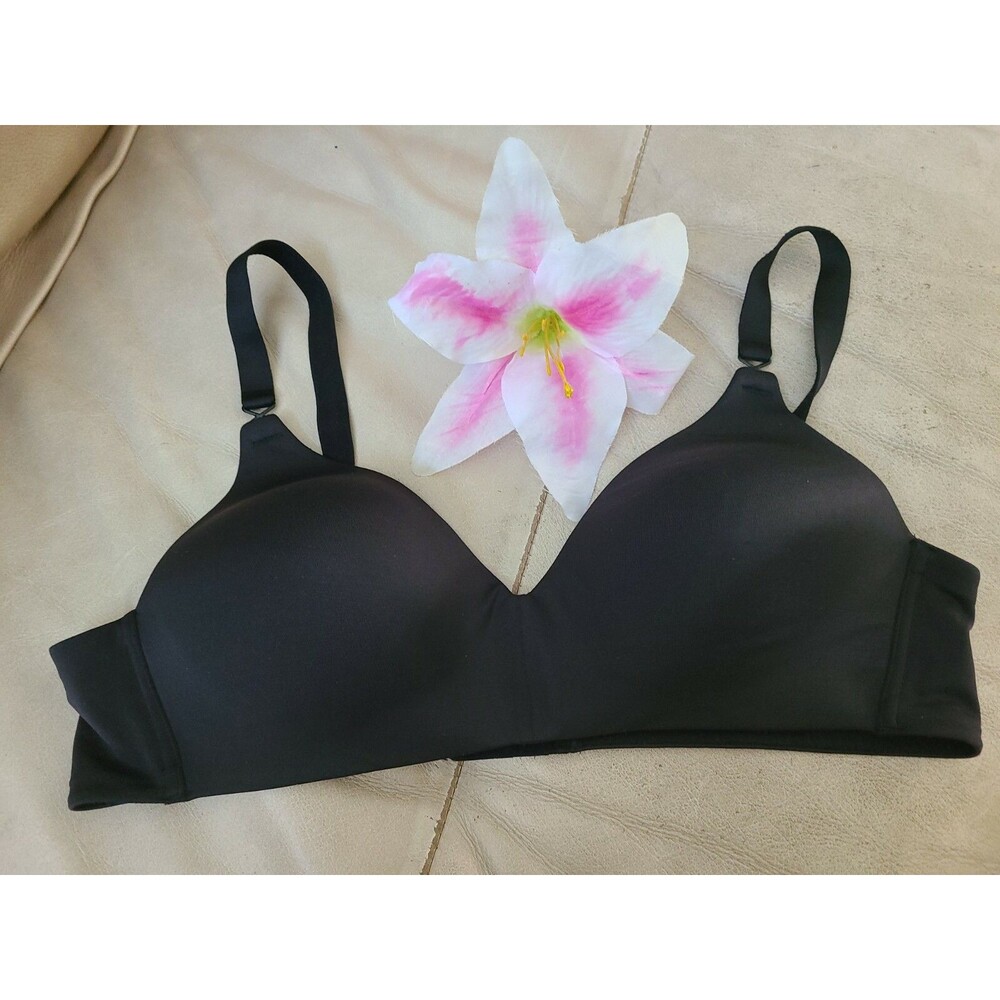 Warners No Wire Black Bra 38B EUc